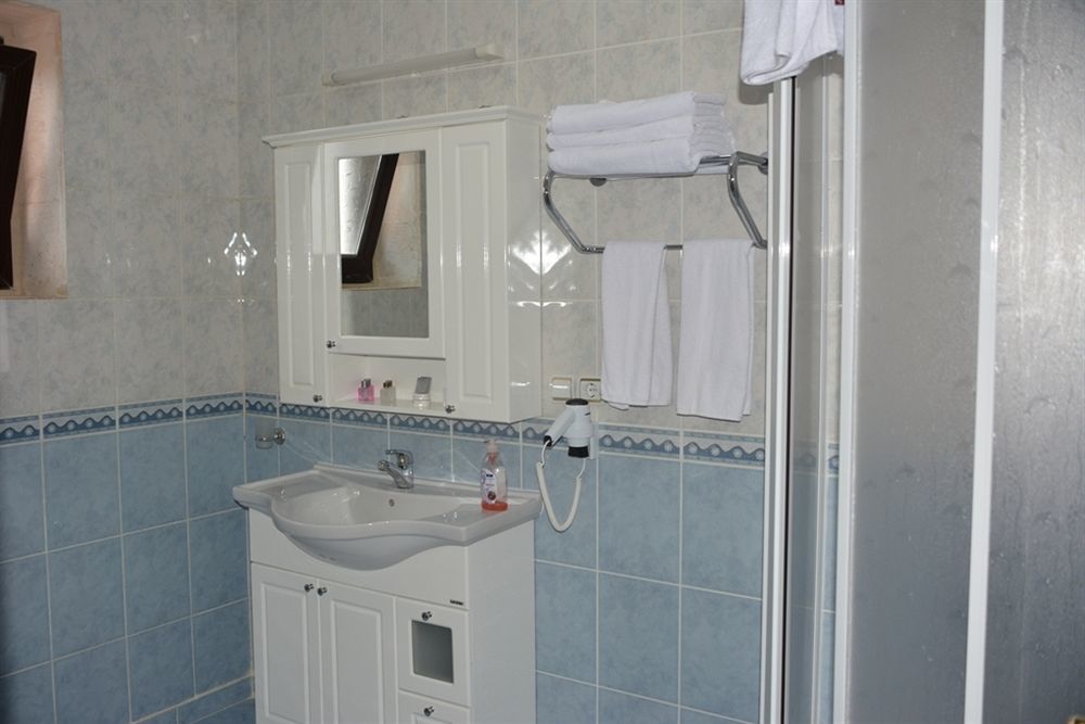 Turabdin Hotel Мідьят Екстер'єр фото
